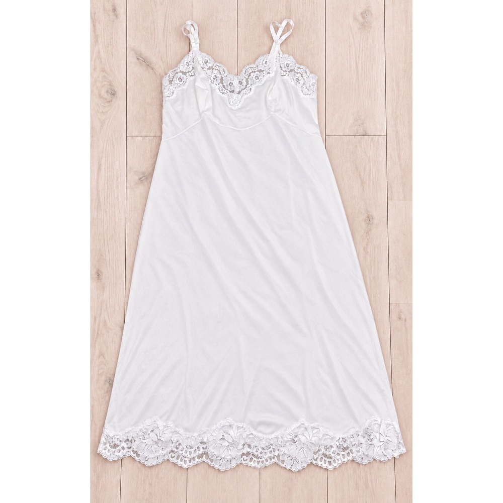 Vintage Full Slip White Floral Lace Trim Adjustable Straps Lingerie Coquette Med